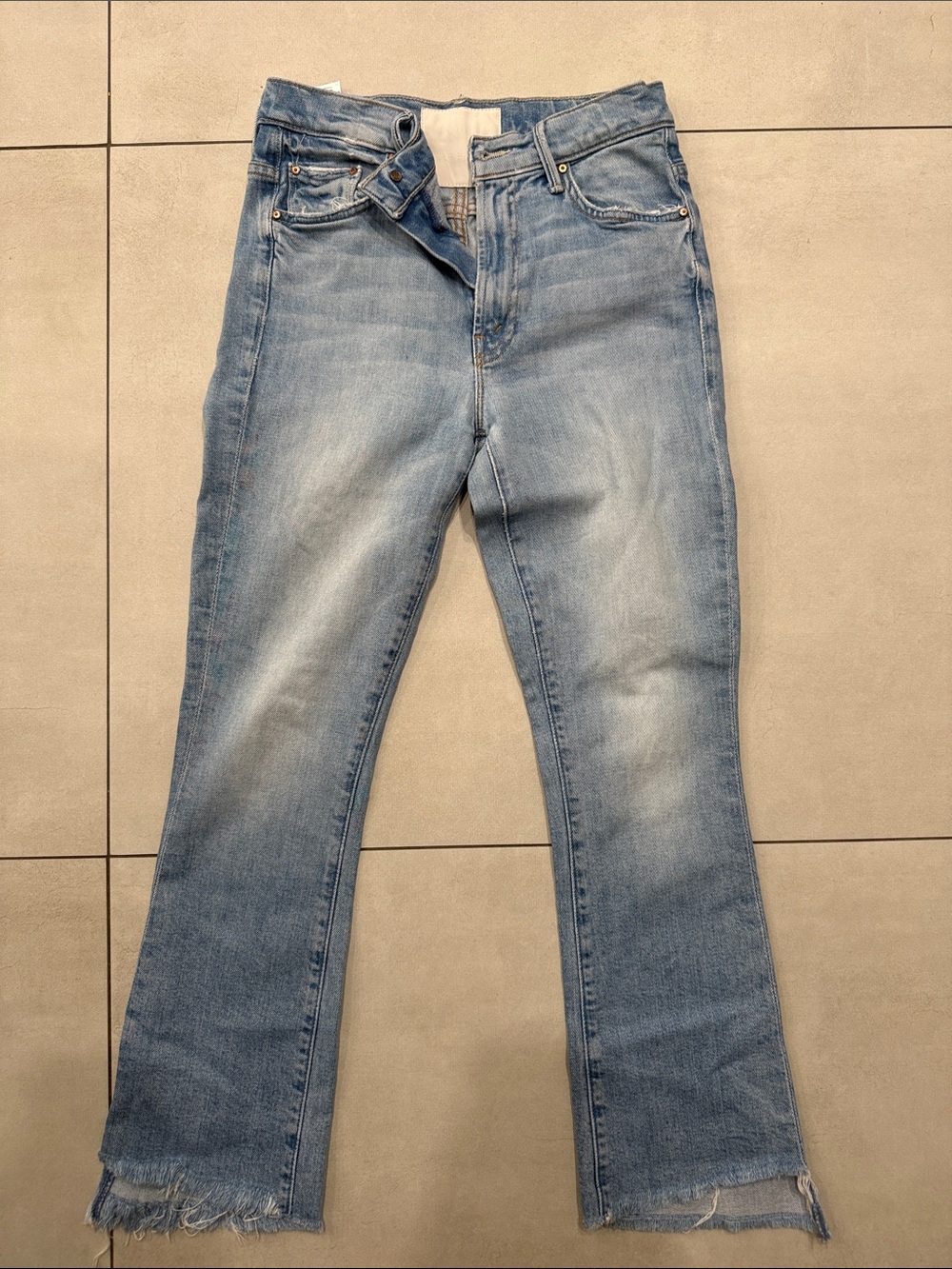 MOTHER Insider Crop Step Fray Jean